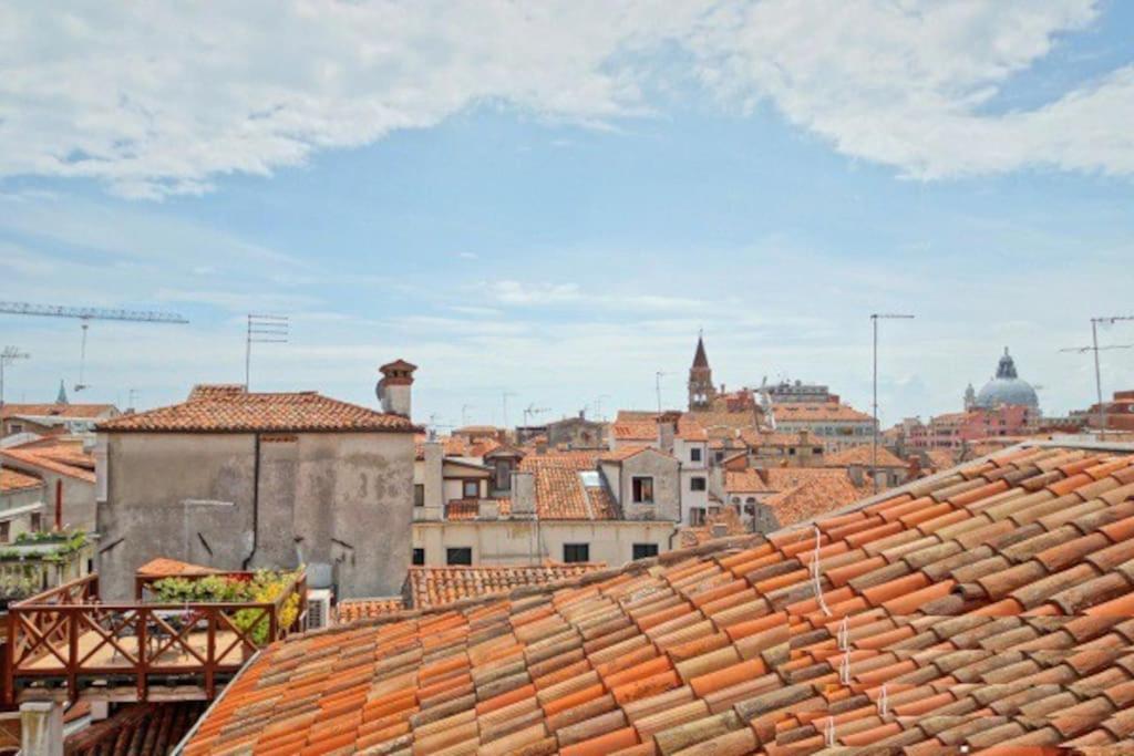 شقة On The Roofs To Piazza San Marco - Venezia المظهر الخارجي الصورة